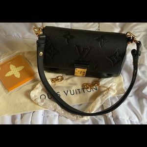 New Favorite LV casual dressy structured love!